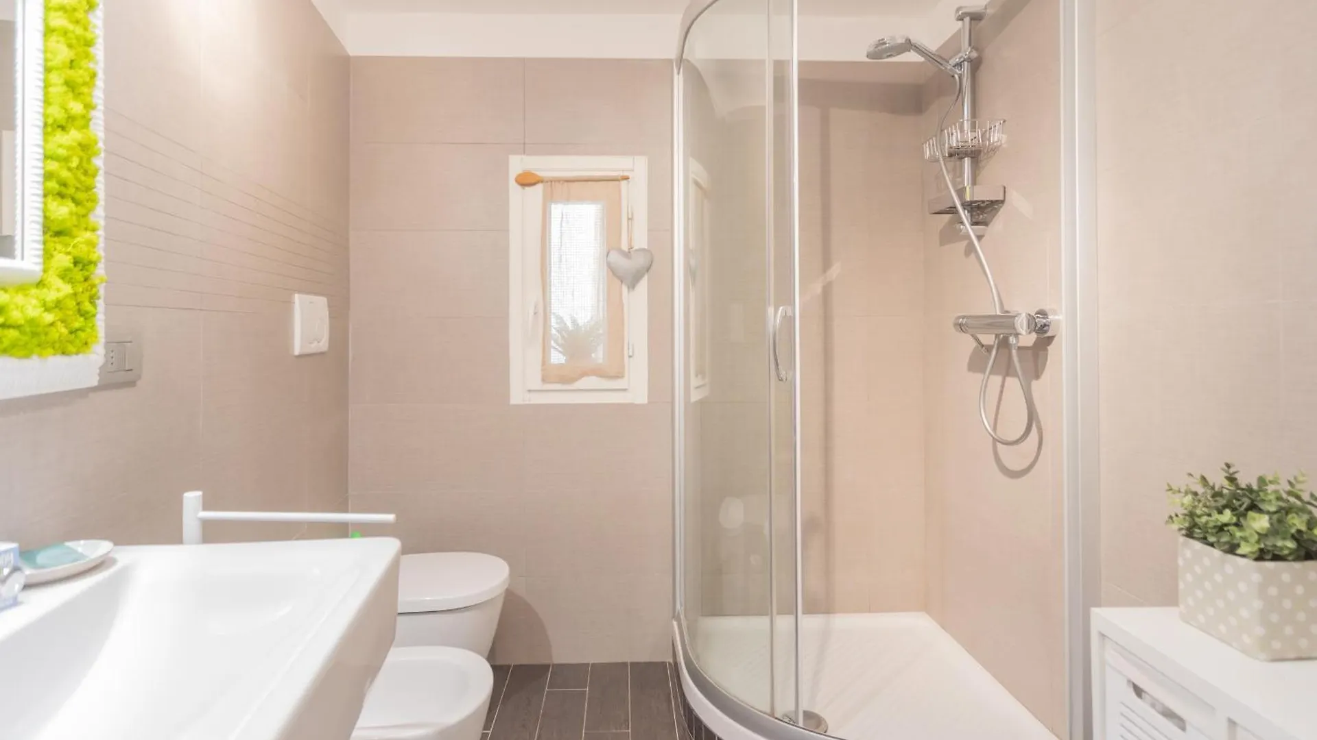 The Green Nest By Lake Como By Rent All Como Blevio Apartament