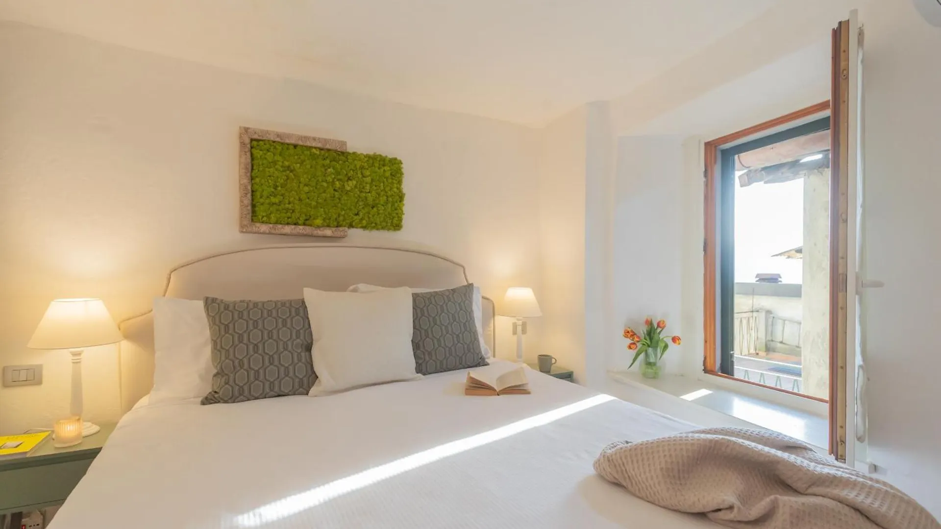 The Green Nest By Lake Como By Rent All Como Blevio Apartament