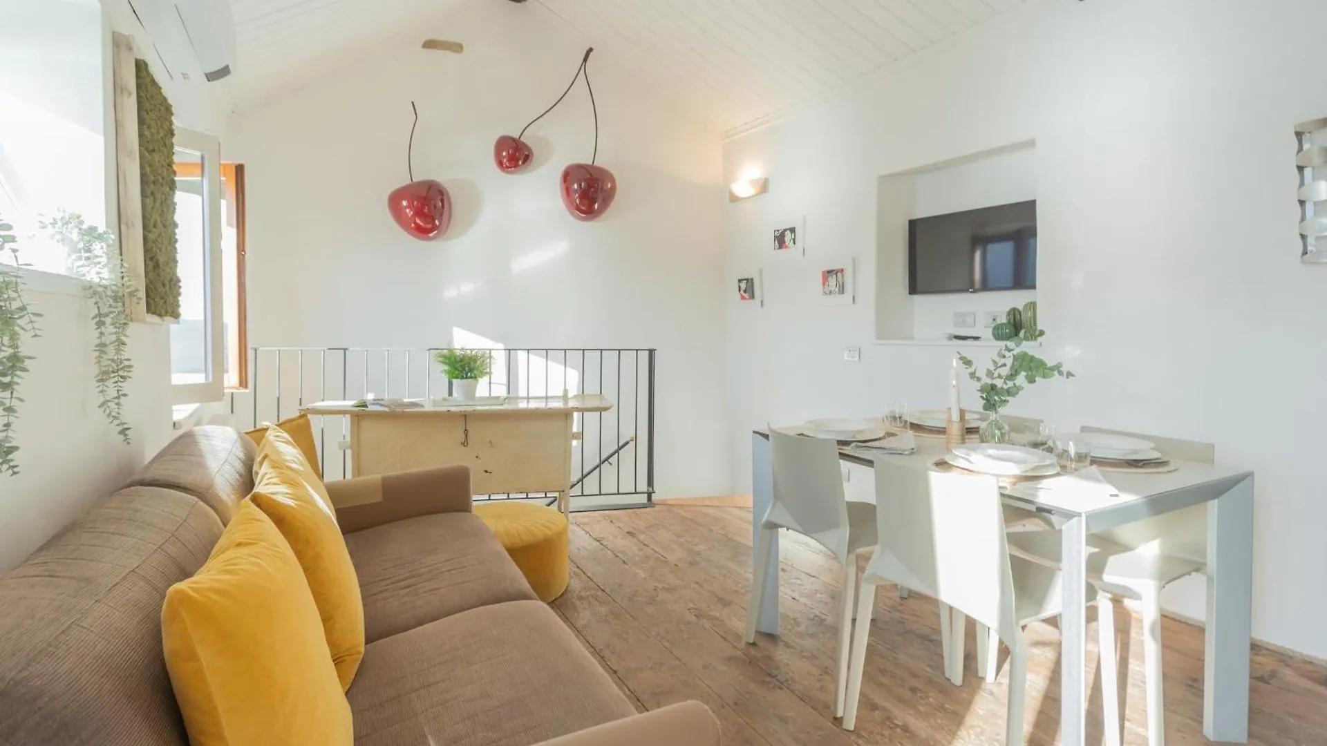 The Green Nest By Lake Como By Rent All Como Blevio